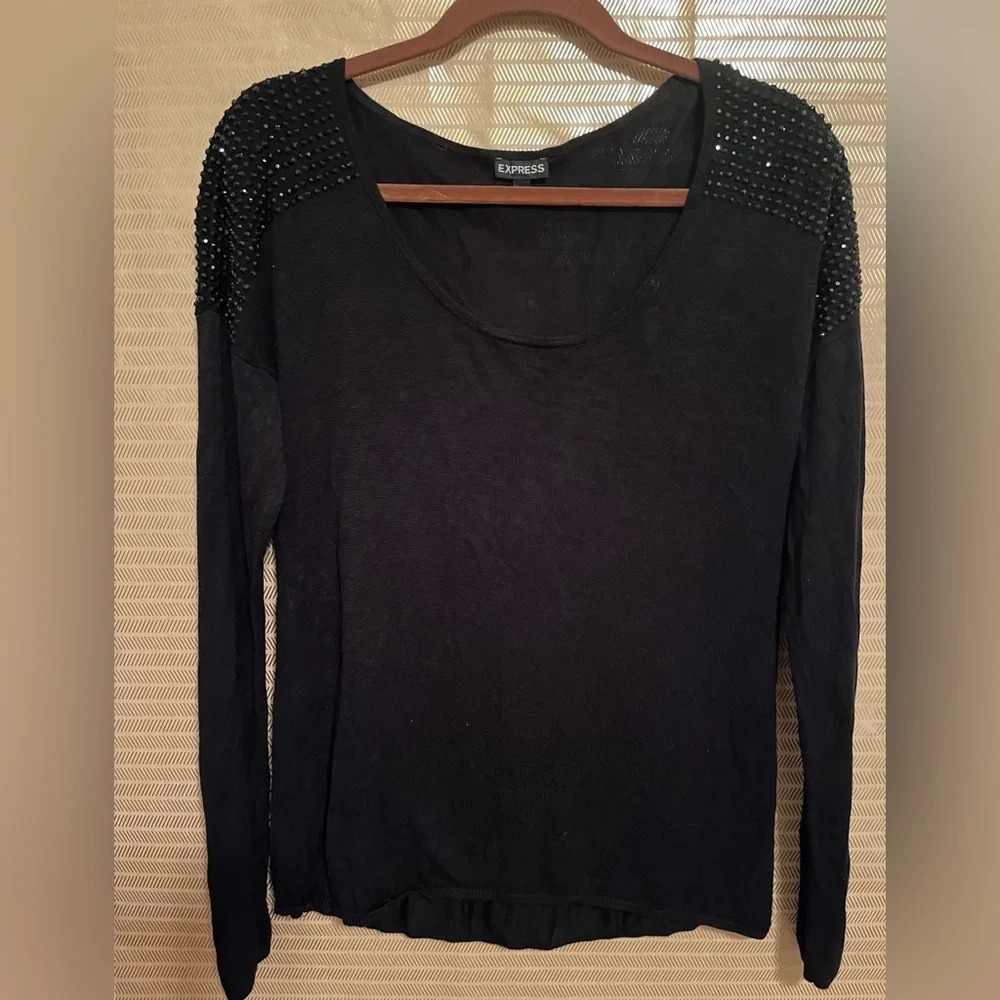 EXPRESS~BLOUSE~BLACK BEADED SHOULDERS~NWOT~LG